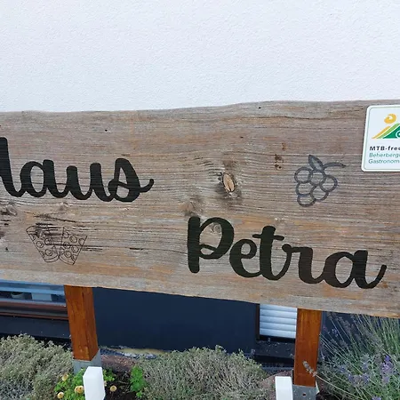 Haus Petra * Frankenstein